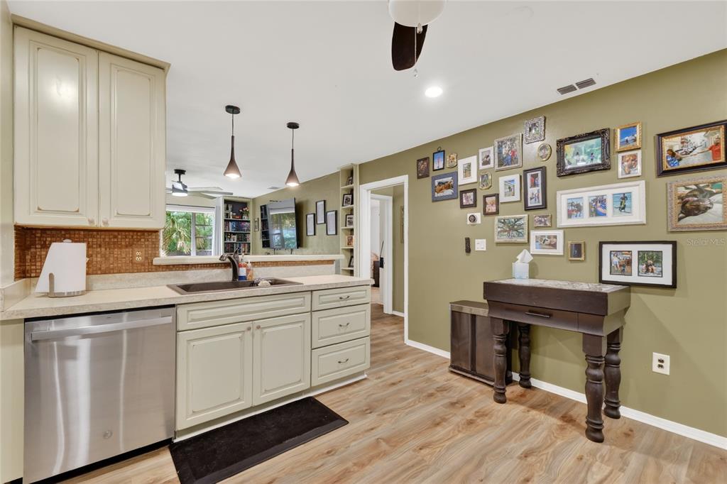 29239 South Corley Island Road Leesburg, FL 34748 - Photo 13 of 29