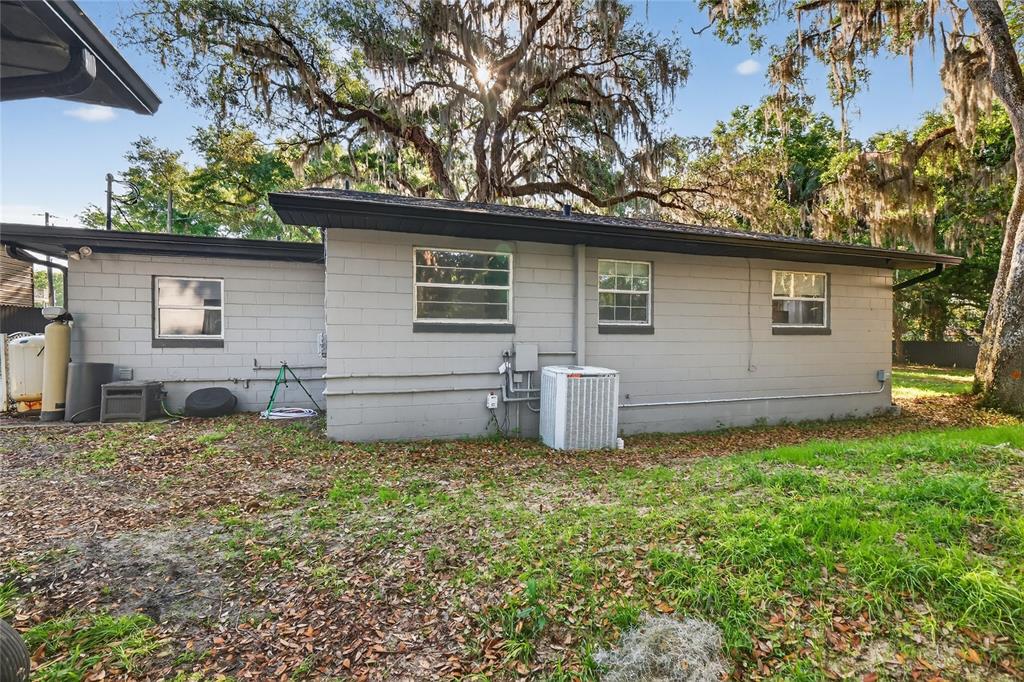 29239 South Corley Island Road Leesburg, FL 34748 - Photo 22 of 29