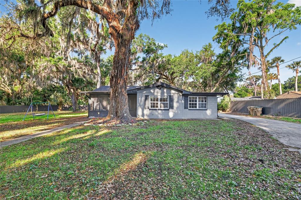 29239 South Corley Island Road Leesburg, FL 34748 - Photo 5 of 29