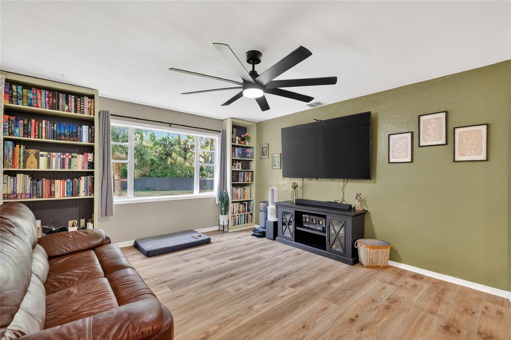 29239 South Corley Island Road Leesburg, FL 34748 - Photo 8 of 29