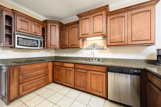 $890,000 | 20850 County Road 4226, Frankston, TX 75763