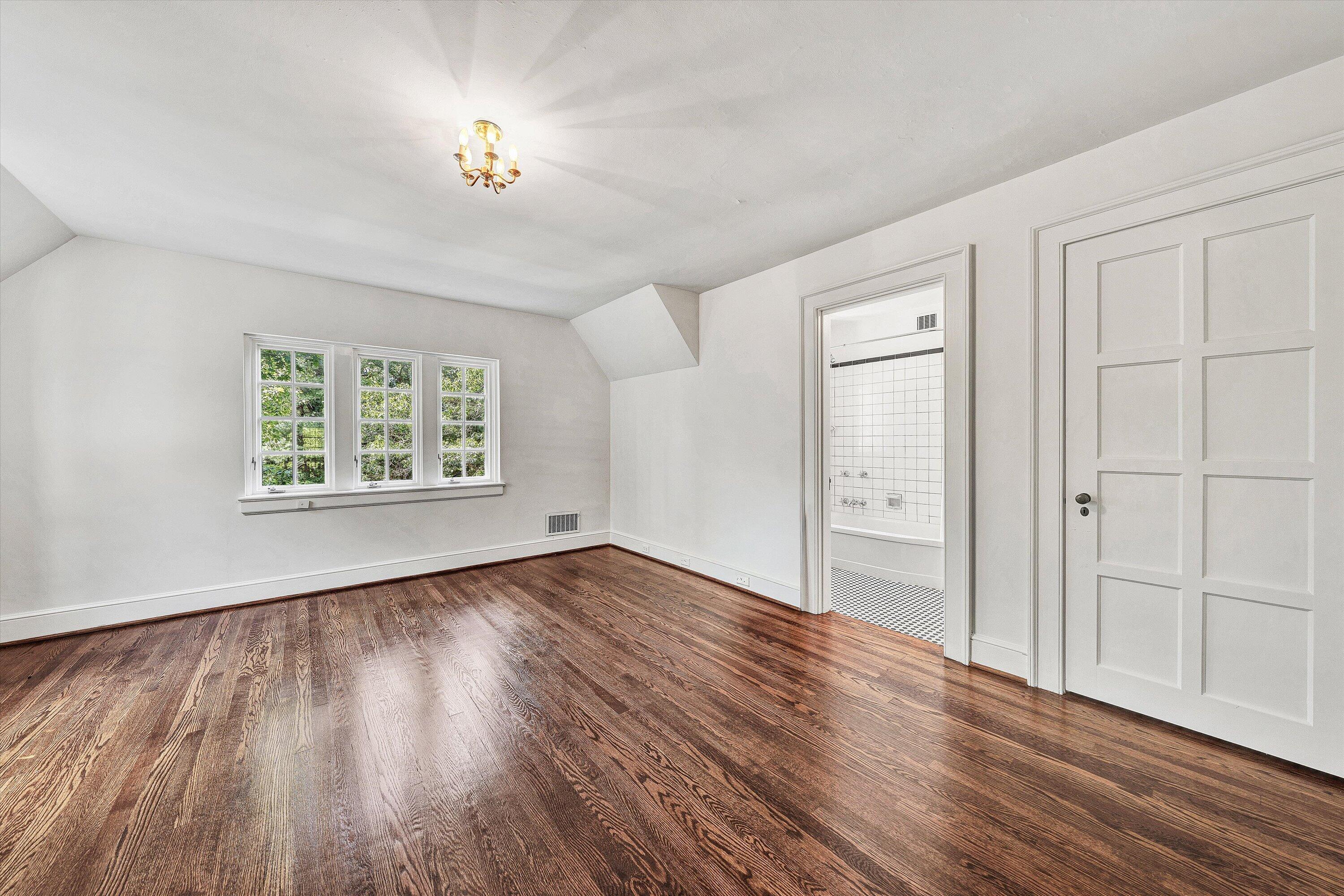 3625 Ridgewood Lane Southwest Roanoke, VA 24014 - Photo 33 of 82 34-DSC00489