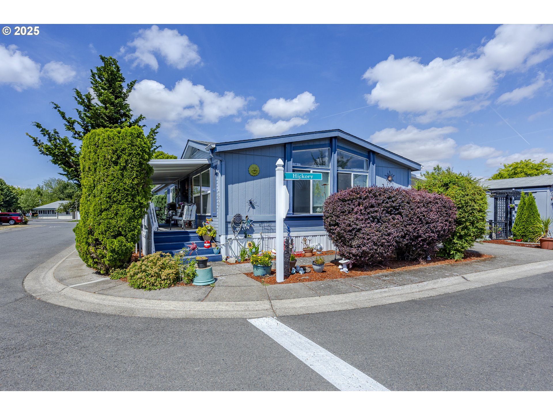 1699 North Terry Street, Unit 142 Eugene, OR 97402 - Photo 2 of 28