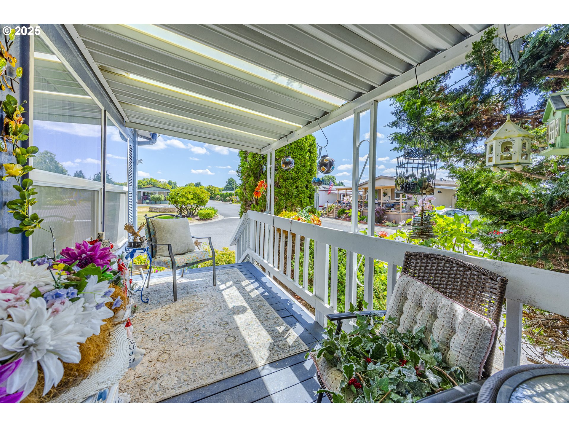 1699 North Terry Street, Unit 142 Eugene, OR 97402 - Photo 5 of 28 Covered Porch