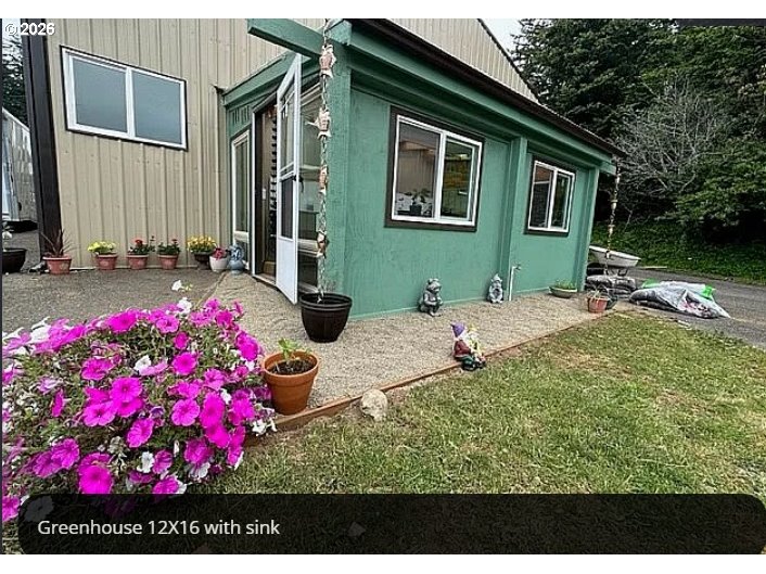 94475 Golf Course Lane North Bend, OR 97459 - Photo 27 of 45 a front view of house with yard