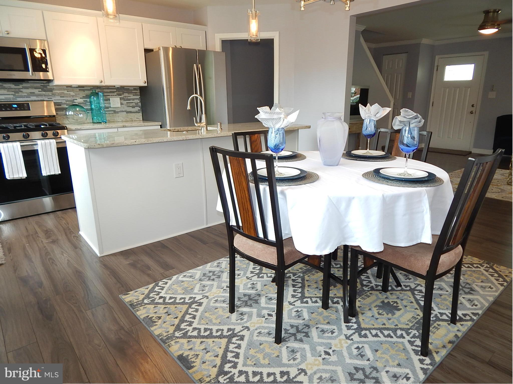 8517 Oak Road Baltimore, MD 21234 - Photo 5 of 30 Dining Room
