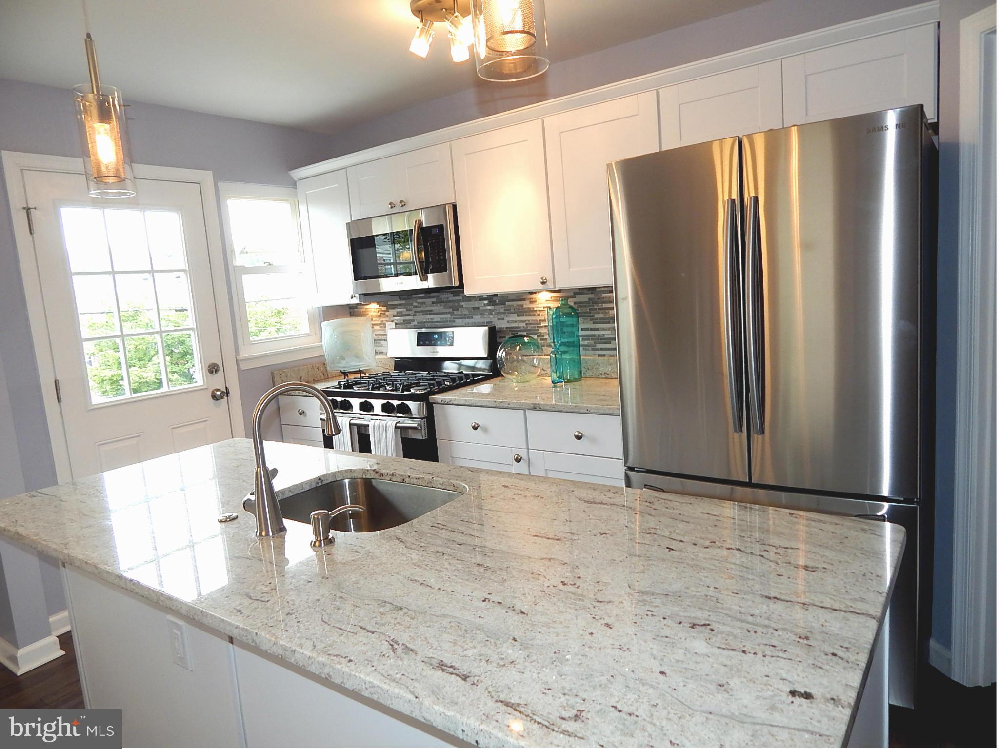 8517 Oak Road Baltimore, MD 21234 - Photo 7 of 30 Kitchen