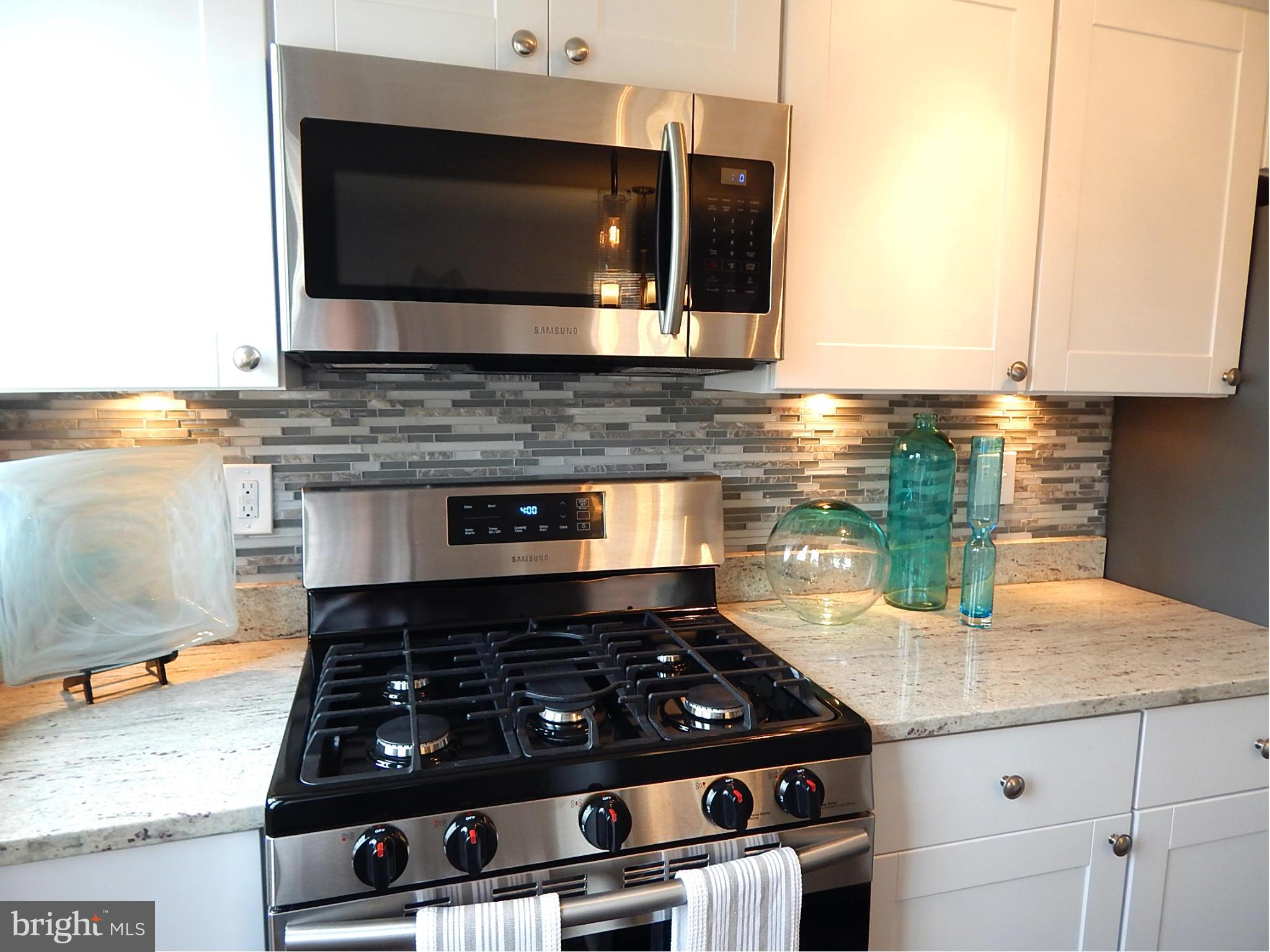 8517 Oak Road Baltimore, MD 21234 - Photo 9 of 30 Kitchen