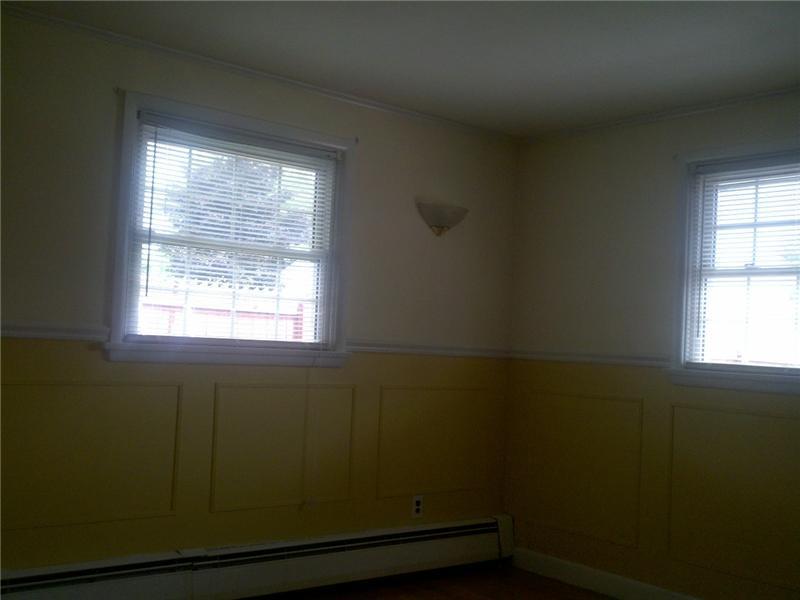 38 Winter Street Millinocket, ME 04462 - Photo 9 of 16 Den/Family/Great Room.
