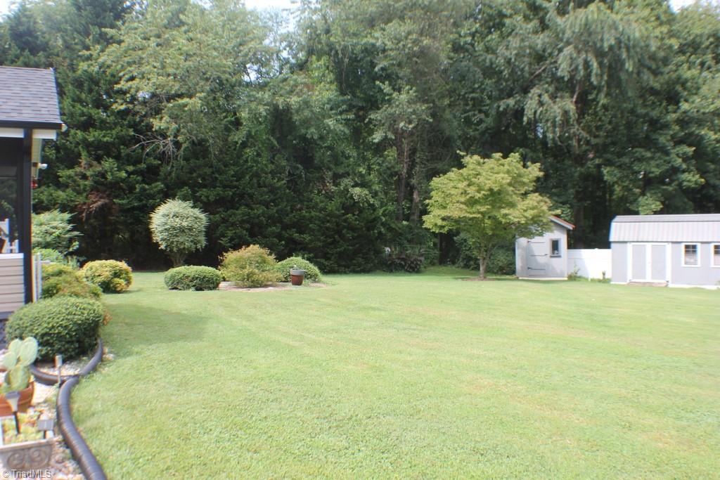 1775 Old Pipers Gap Road Cana, VA 24317 - Photo 8 of 33 Gallery Image 8