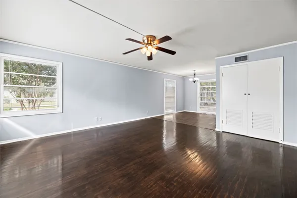 $1,600 | 3930 Law Street, Unit 2, Houston, TX 77005