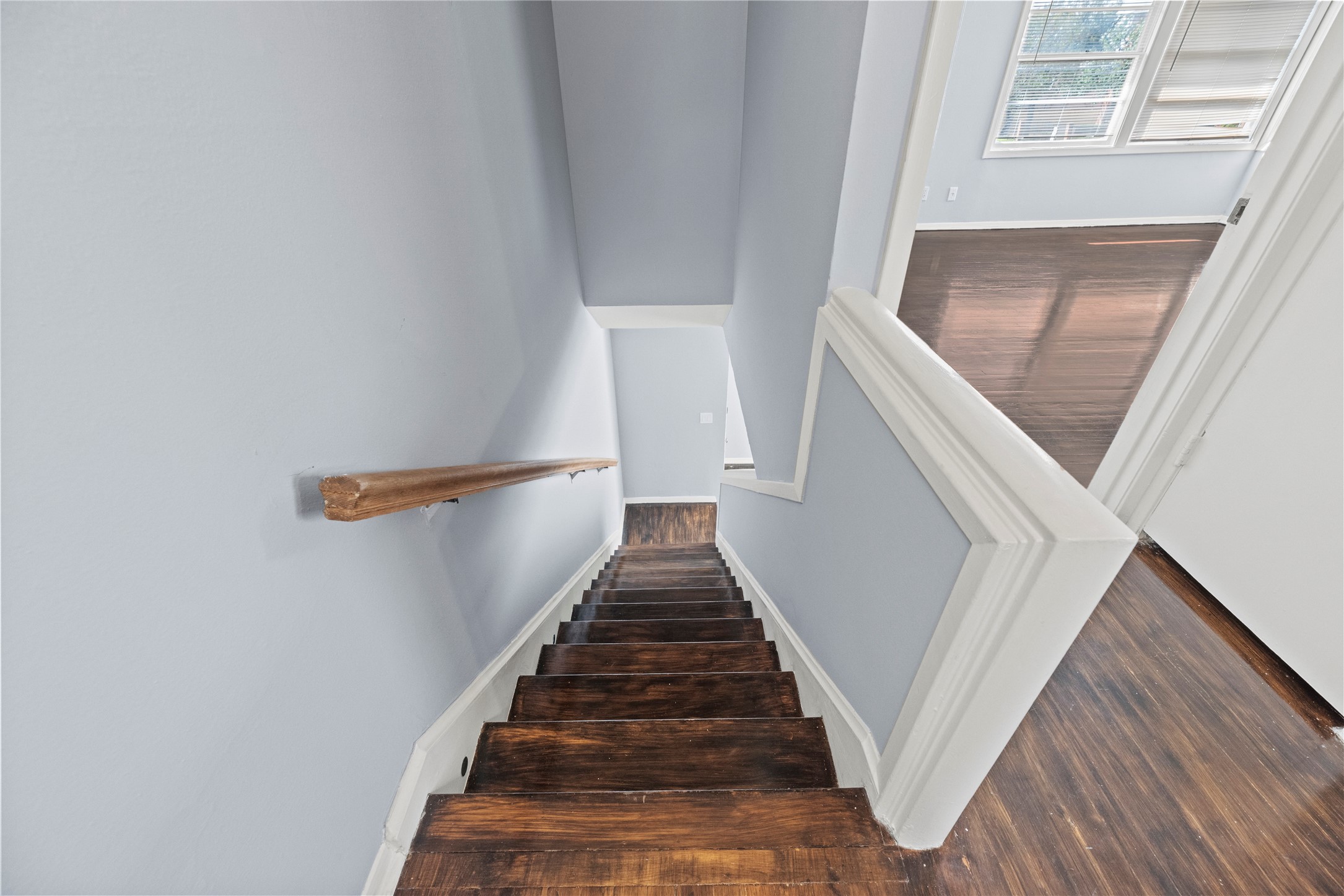 3930 Law Street, Unit 2 Houston, TX 77005 - Photo 8 of 16 a view of entryway