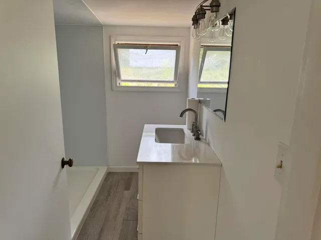 $250,000 | 120 Rankin Street, Rockland, ME 04841