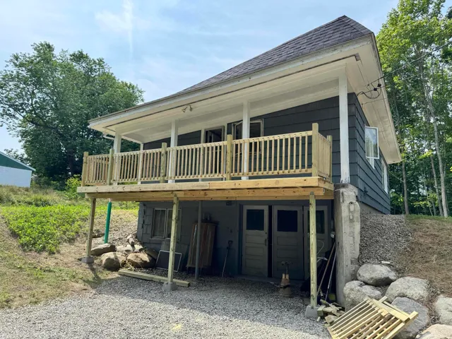 $250,000 | 120 Rankin Street, Rockland, ME 04841