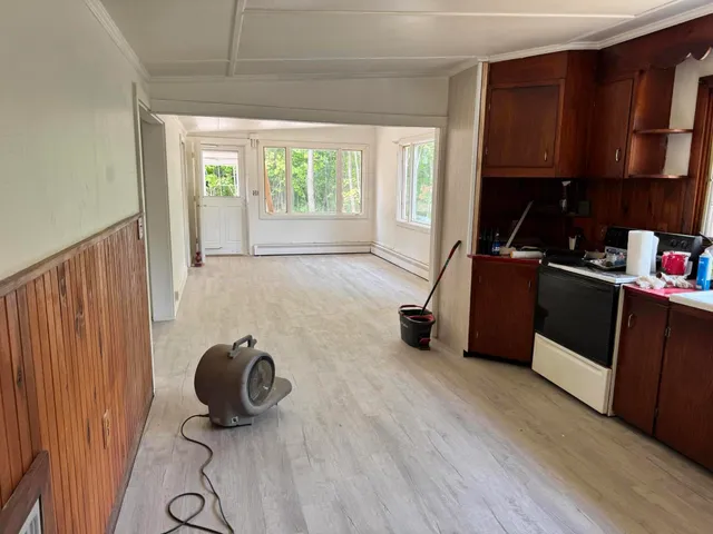 $250,000 | 120 Rankin Street, Rockland, ME 04841