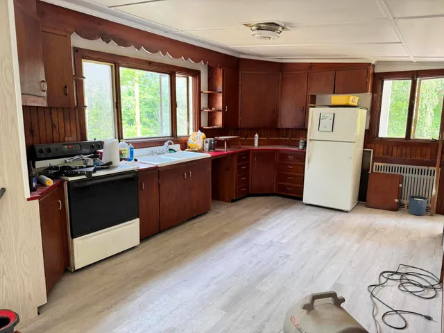 $250,000 | 120 Rankin Street, Rockland, ME 04841