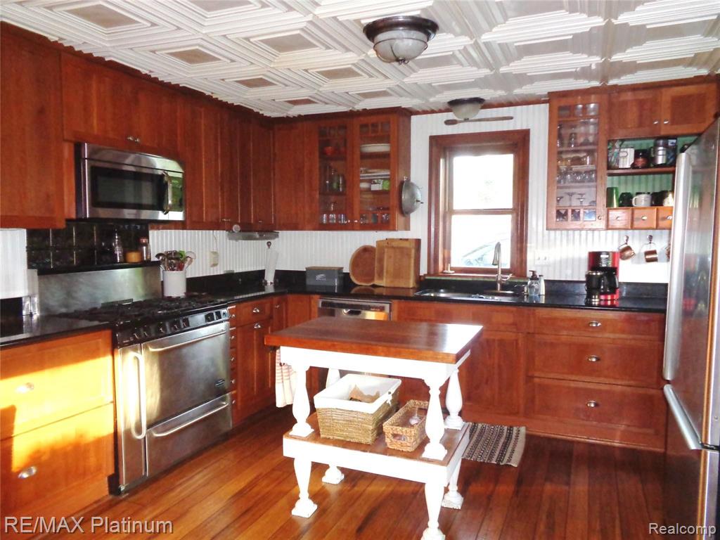 585 County Farm Road Howell, MI 48843 - Photo 2 of 31