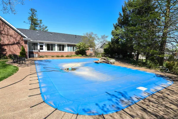 $649,888 | 331 Mt Ashley Road, Evansville, IN 47711