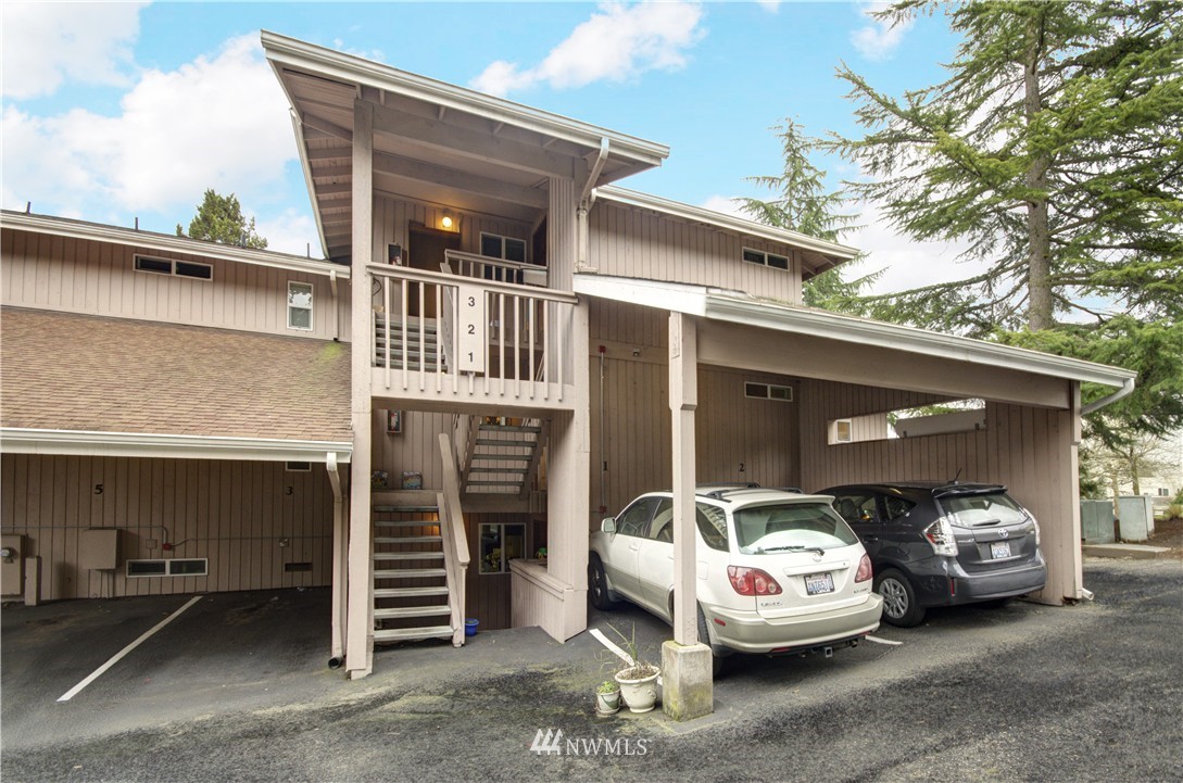 7579 Old Redmond Road, Unit 2 Redmond, WA 98052 - Photo 1 of 17