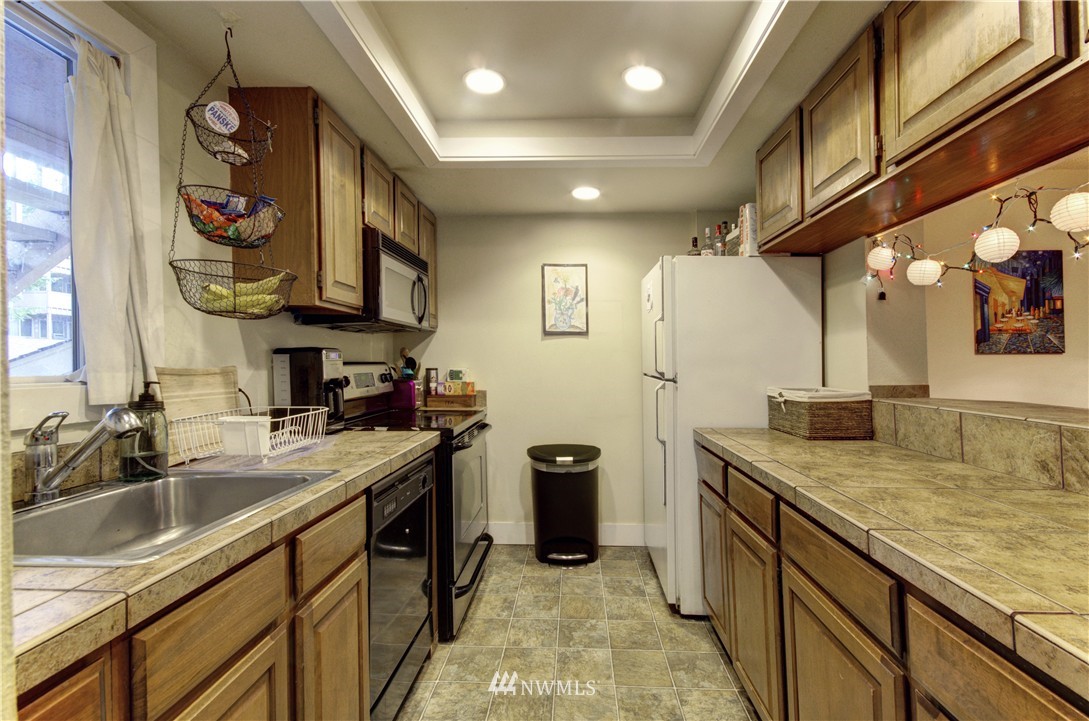 7579 Old Redmond Road, Unit 2 Redmond, WA 98052 - Photo 6 of 17