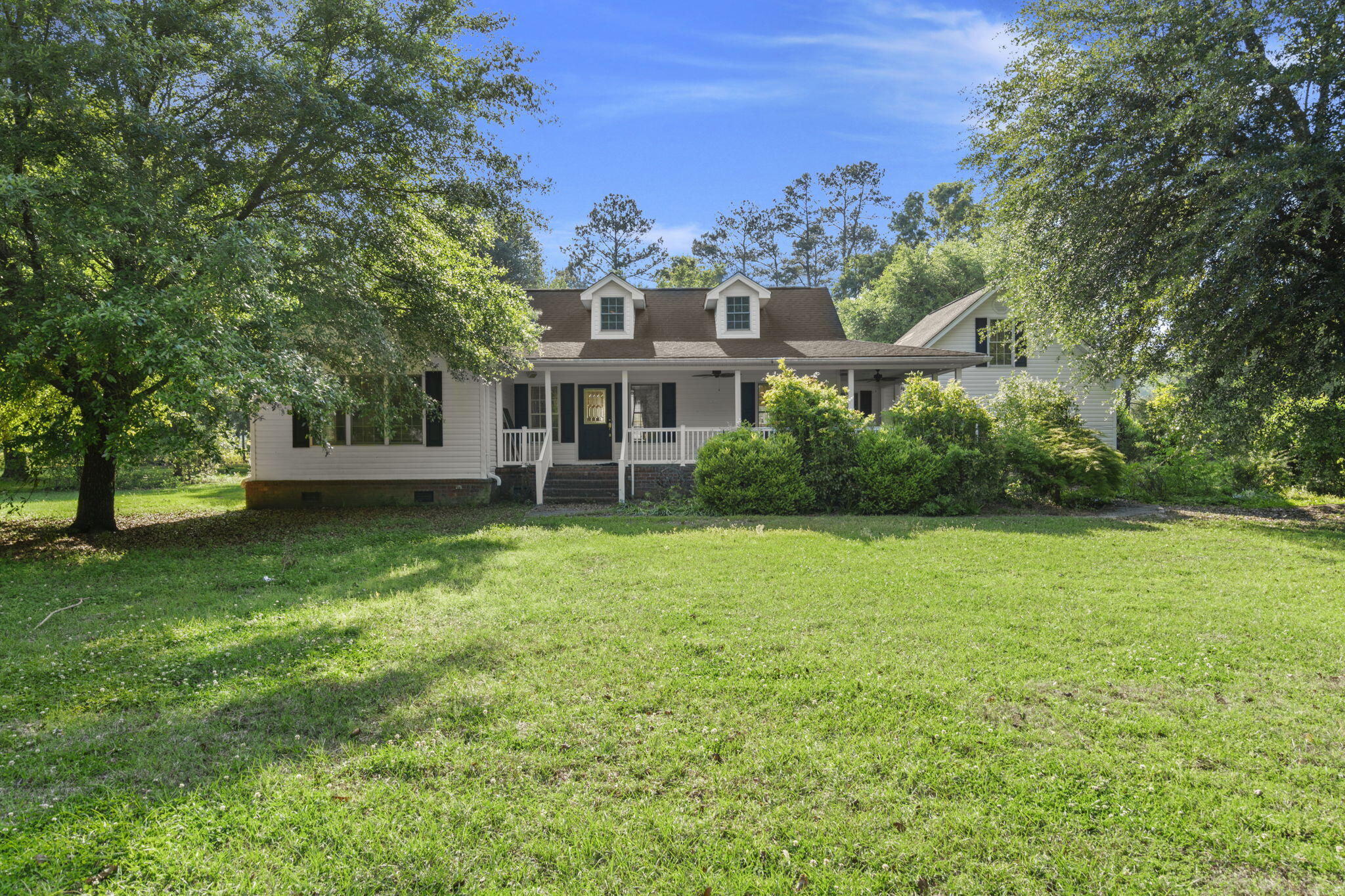 520 Givhans Road Ridgeville, SC 29472 - Photo 1 of 37 1