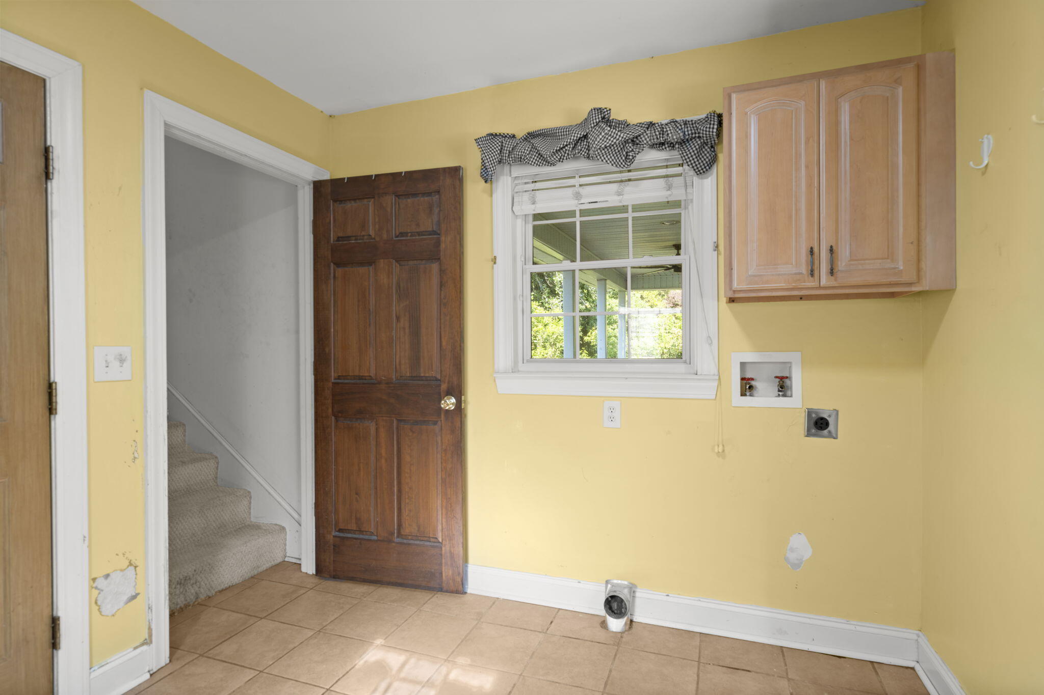 520 Givhans Road Ridgeville, SC 29472 - Photo 14 of 37 16