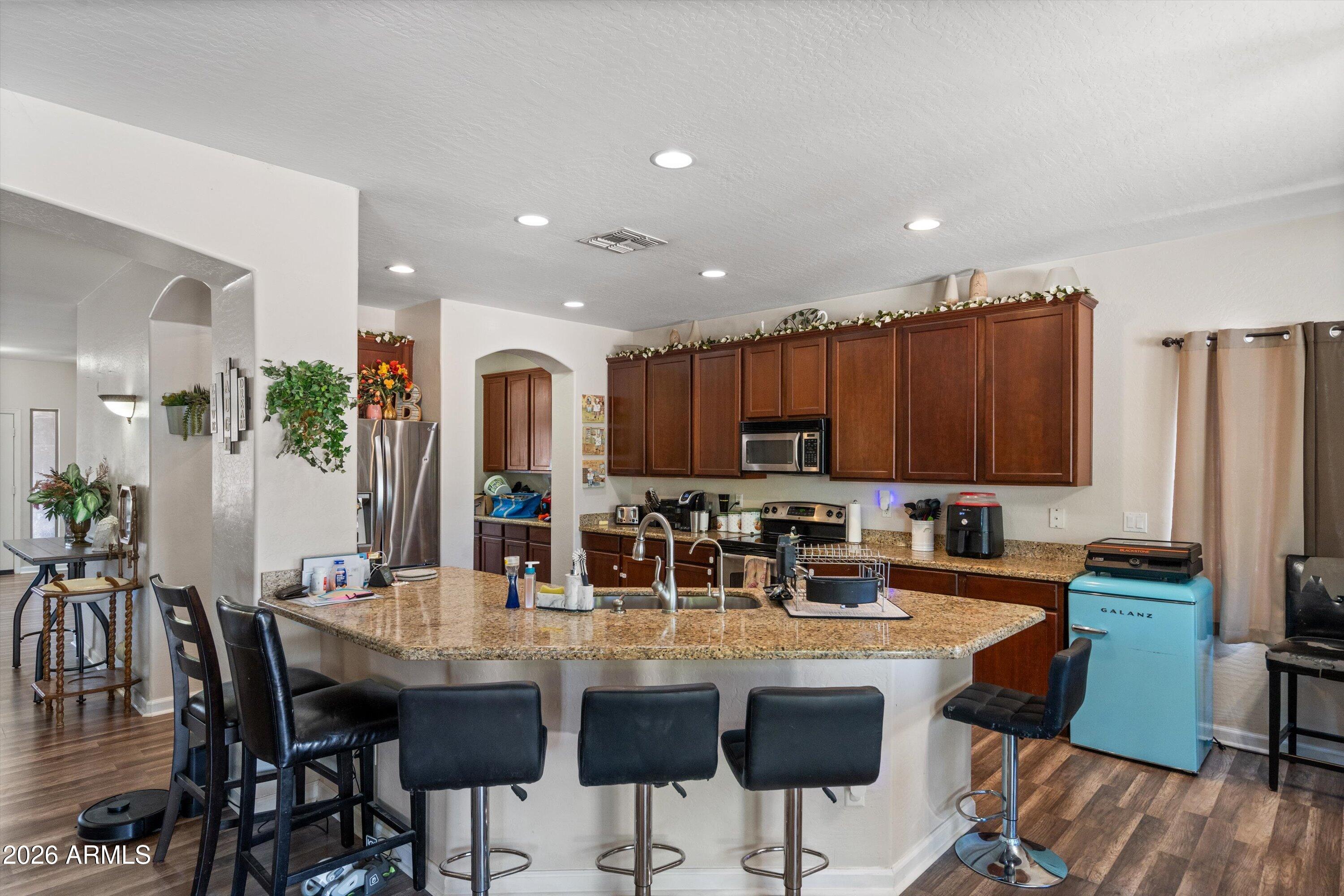 9630 Barley Road Florence, AZ 85132 - Photo 14 of 49 14-Kitchen