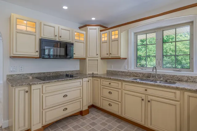 $595,000 | 27 M J Lane, Bar Harbor, ME 04609