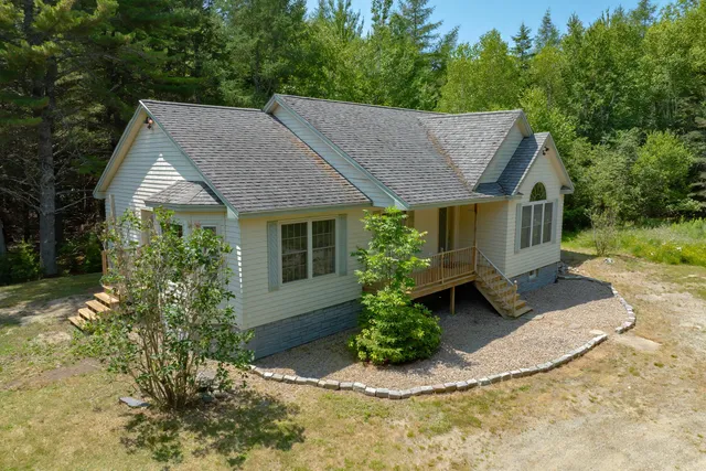 $595,000 | 27 M J Lane, Bar Harbor, ME 04609