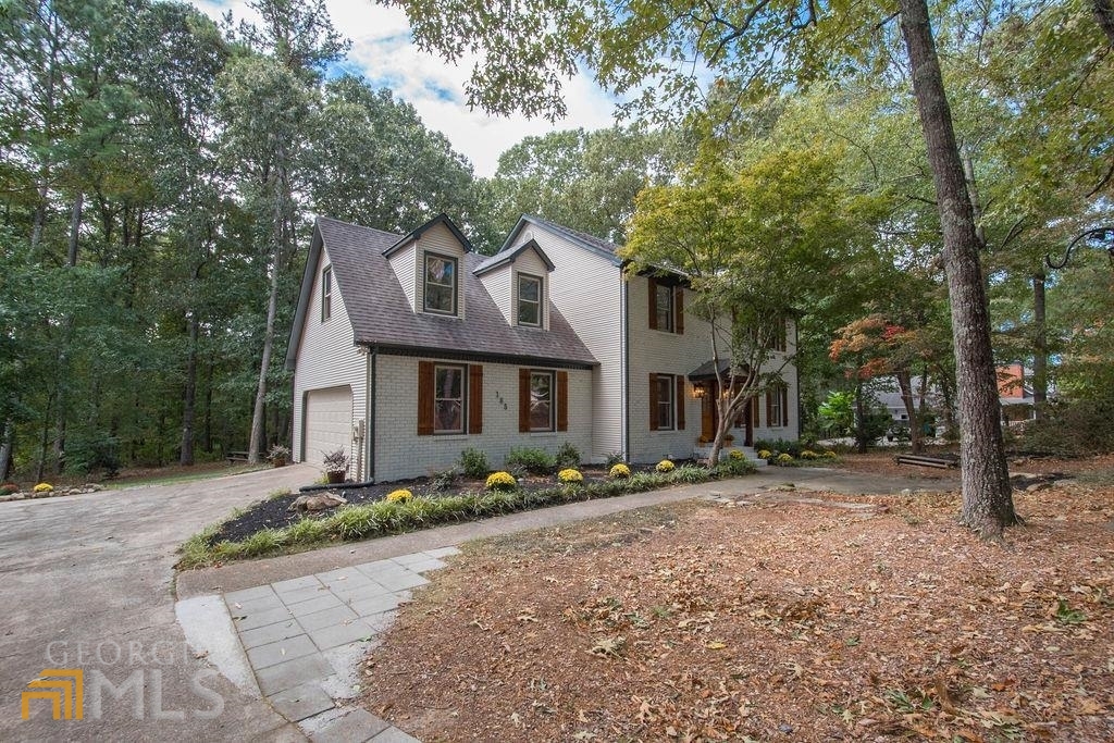 185 Chimney Spring Tyrone, GA 30290 - Photo 4 of 50