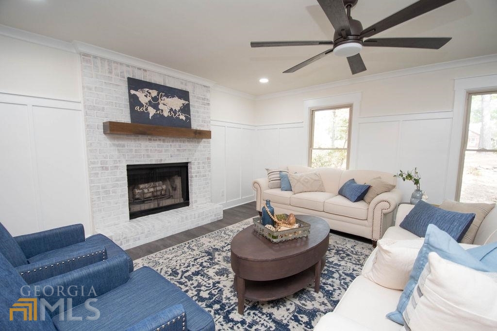 185 Chimney Spring Tyrone, GA 30290 - Photo 8 of 50
