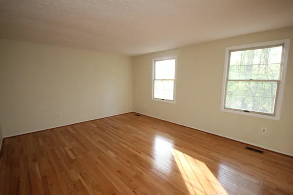 $899,000 | 2424 Freetown Drive, Reston, VA 20191