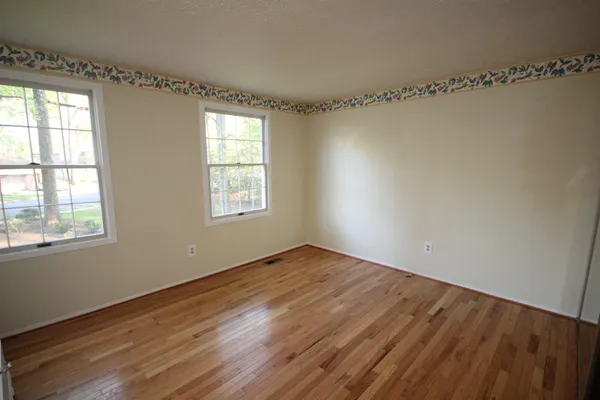 $899,000 | 2424 Freetown Drive, Reston, VA 20191