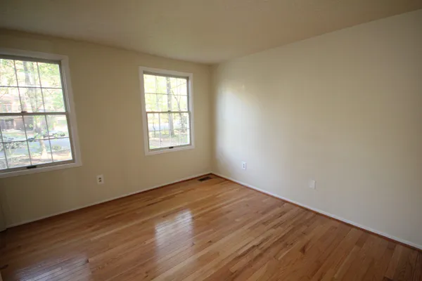 $899,000 | 2424 Freetown Drive, Reston, VA 20191