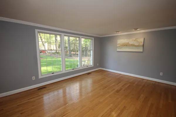 $899,000 | 2424 Freetown Drive, Reston, VA 20191