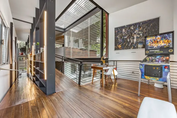 $1,400,000 | 704 West Live Oak Street, Austin, TX 78704
