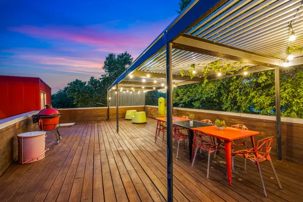 $1,400,000 | 704 West Live Oak Street, Austin, TX 78704