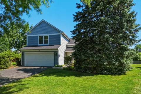 $509,000 | 121 Heath Place, Westmont, IL 60559