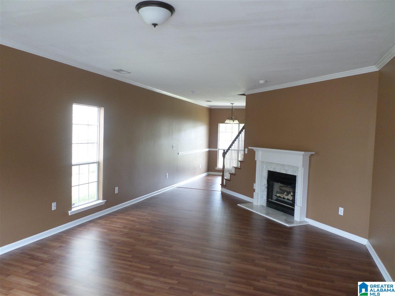 412 Daventry Circle Calera, AL 35040 - Photo 2 of 16