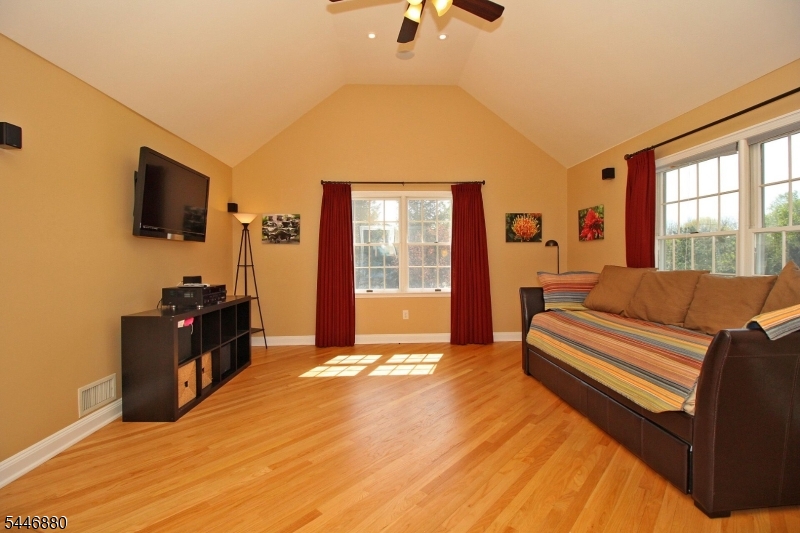 17 Dege Farm Road Califon, NJ 07830 - Photo 13 of 18