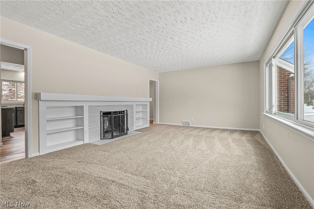 5527 Wilson Mills Road Cleveland, OH 44143 - Photo 8 of 34