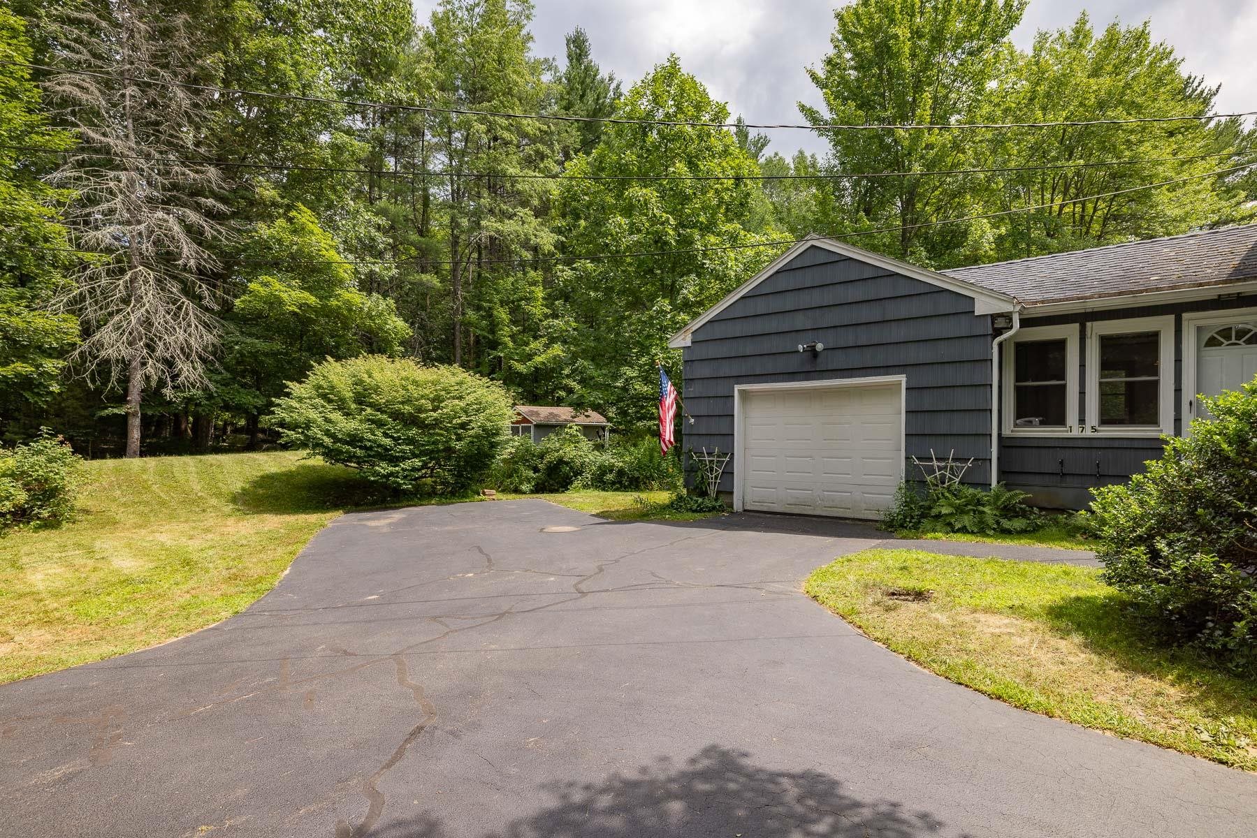 175 Piscassic Road Newfields, NH 03856 - Photo 4 of 31