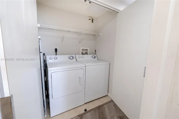 $2,600 | 19501 West Country Club Drive, Unit 1011, Aventura, FL 33180