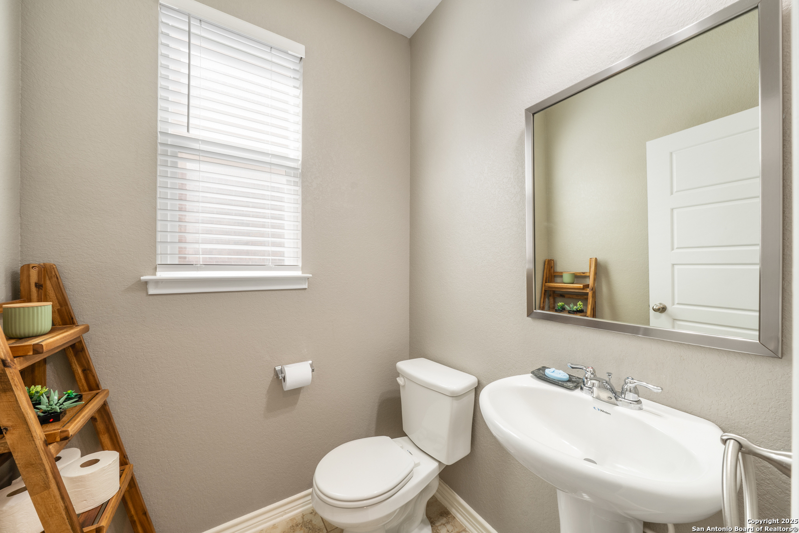 11312 Red Oak Turn Helotes, TX 78023 - Photo 20 of 38