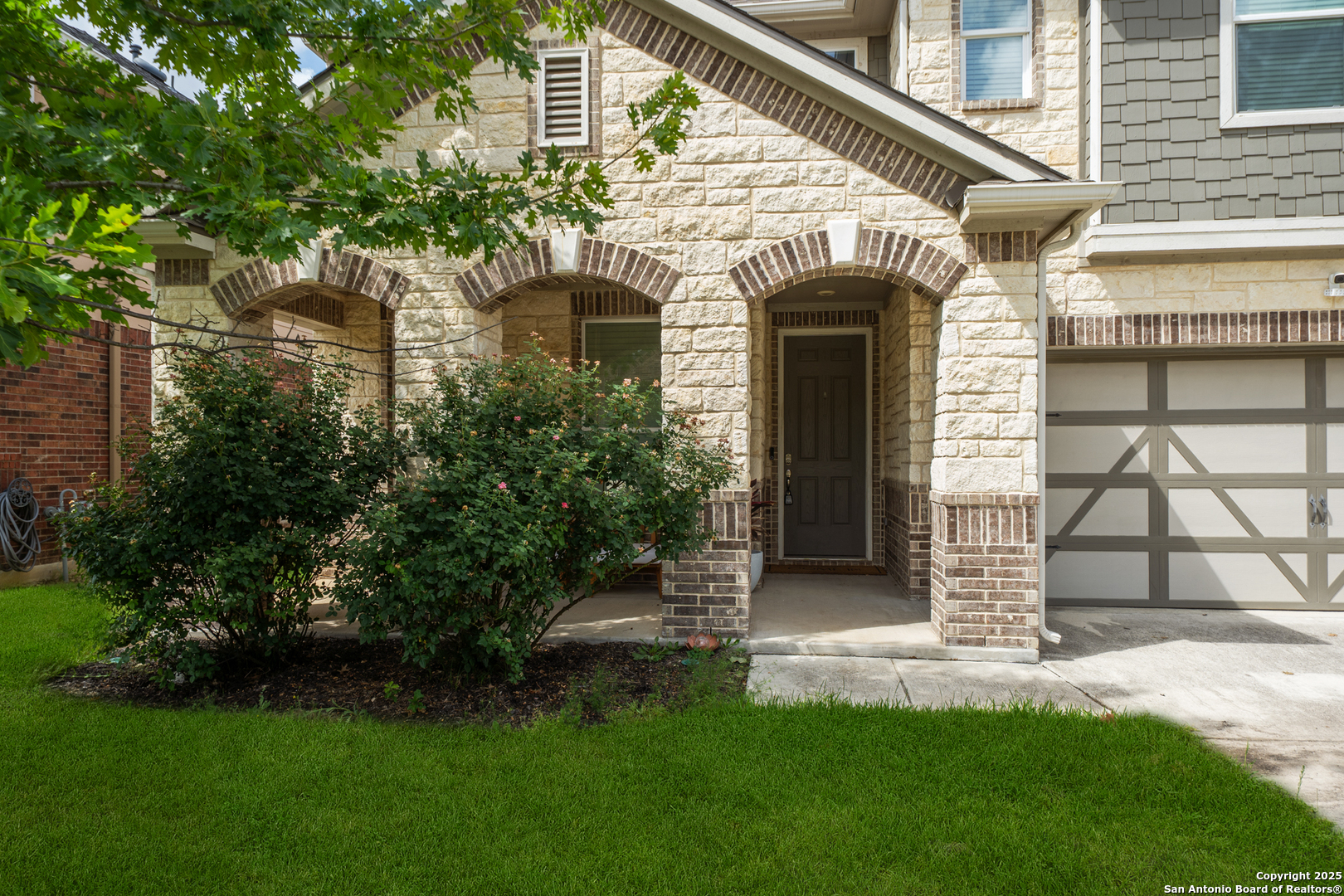 11312 Red Oak Turn Helotes, TX 78023 - Photo 4 of 38
