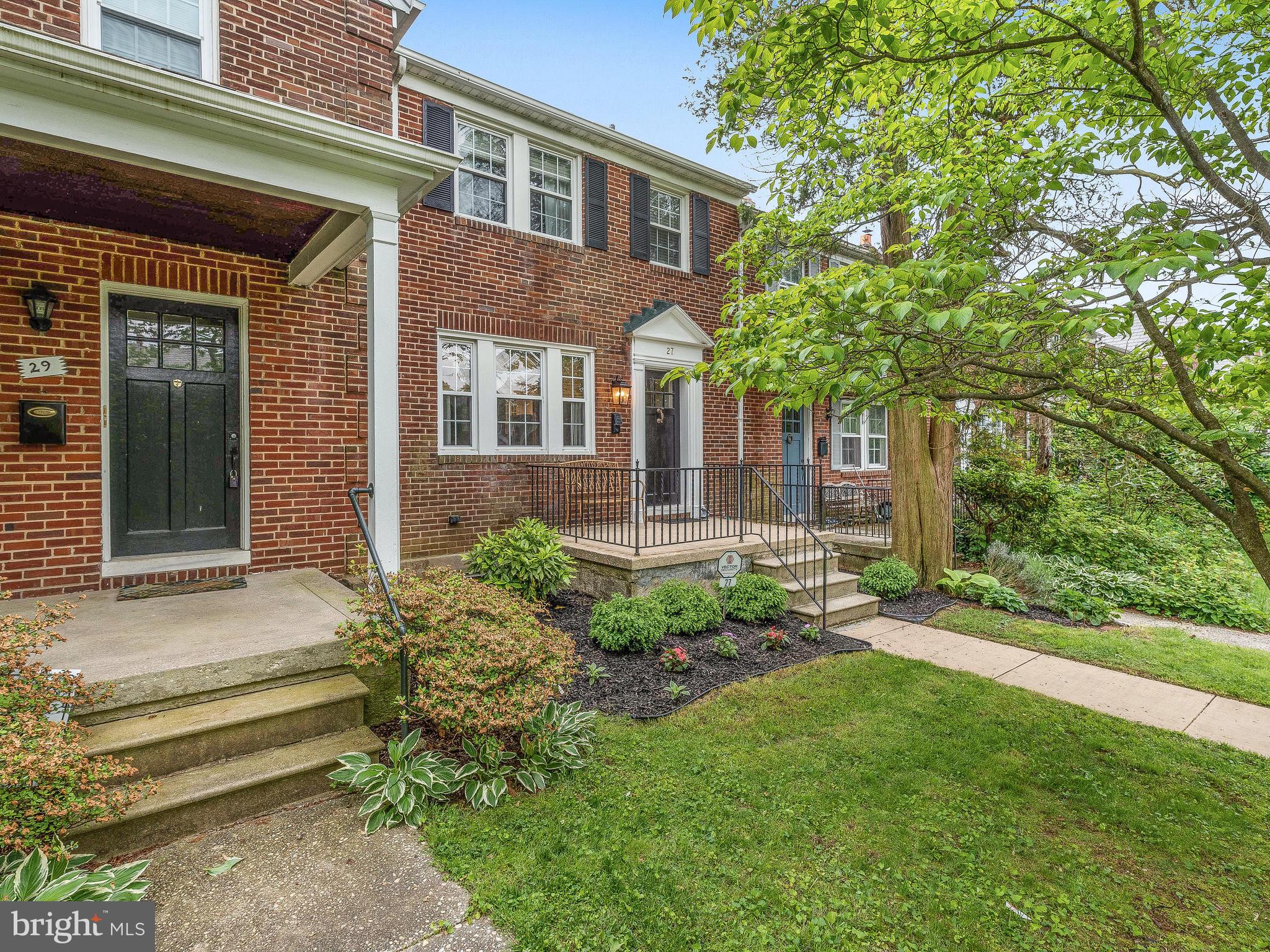 27 Murdock Road Baltimore, MD 21212 - Photo 4 of 30 Front