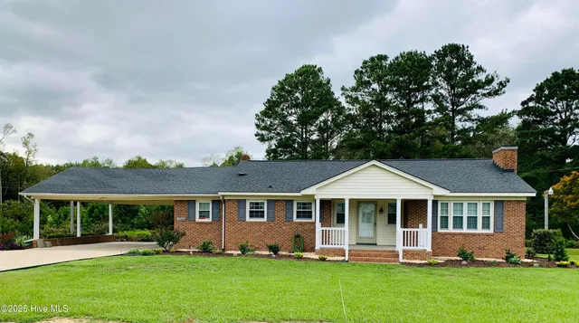 $1,400 | 3006 Lester Mills Road, Greenville, NC 27858