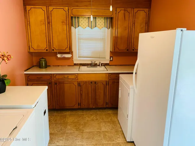 $1,400 | 3006 Lester Mills Road, Greenville, NC 27858