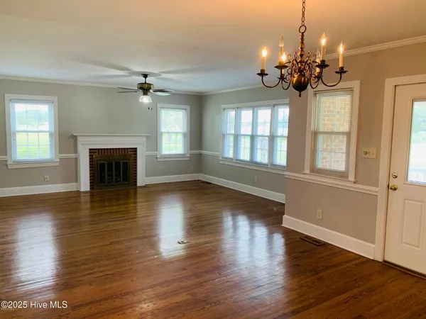 $1,400 | 3006 Lester Mills Road, Greenville, NC 27858