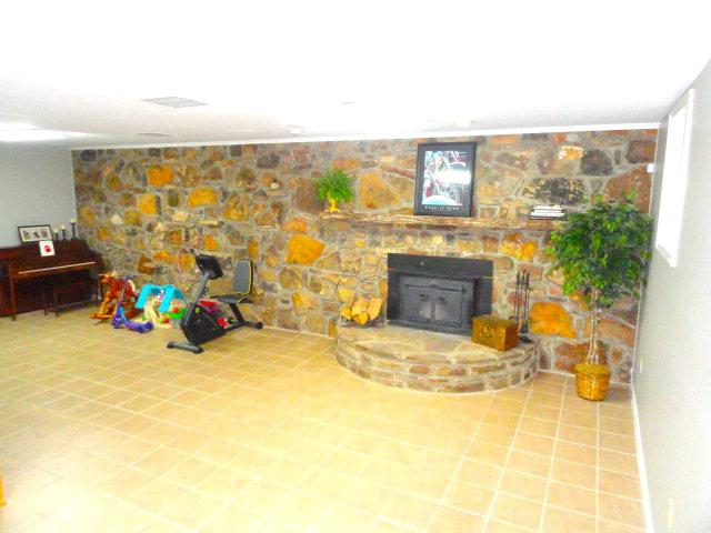 2920 Sullivan Knowles Road Sparta, TN 38583 - Photo 6 of 20